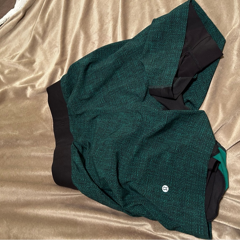 Lululemon Shorts w/ Liner